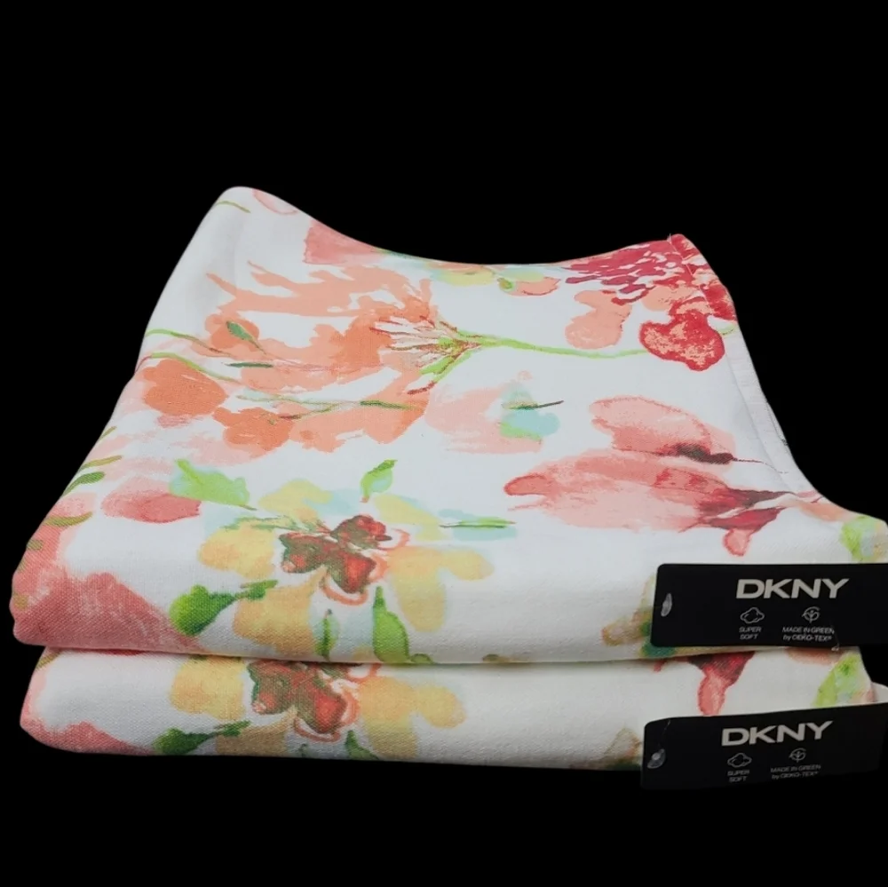 DKNY 4Pc Bath & Tip Towel Set Tropical Floral Coral Gold & Green Watercolor NEW